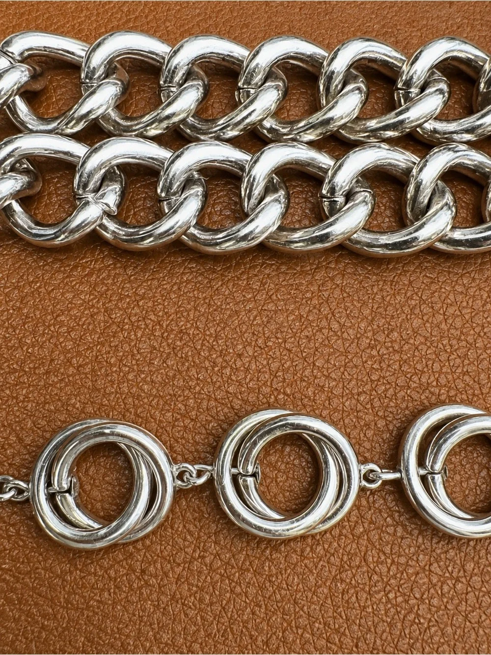 Chunky bracelet elegant silver